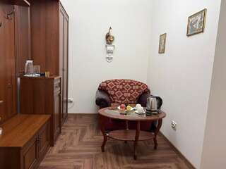 Гостиница Варваци Таганрог Большой двухместный номер с 1 кроватью-3