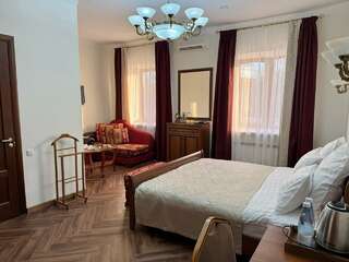 Гостиница Варваци Таганрог Большой двухместный номер с 1 кроватью-1